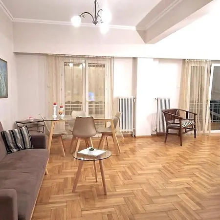Carlito Apartment 1 Next To Metro Station-2